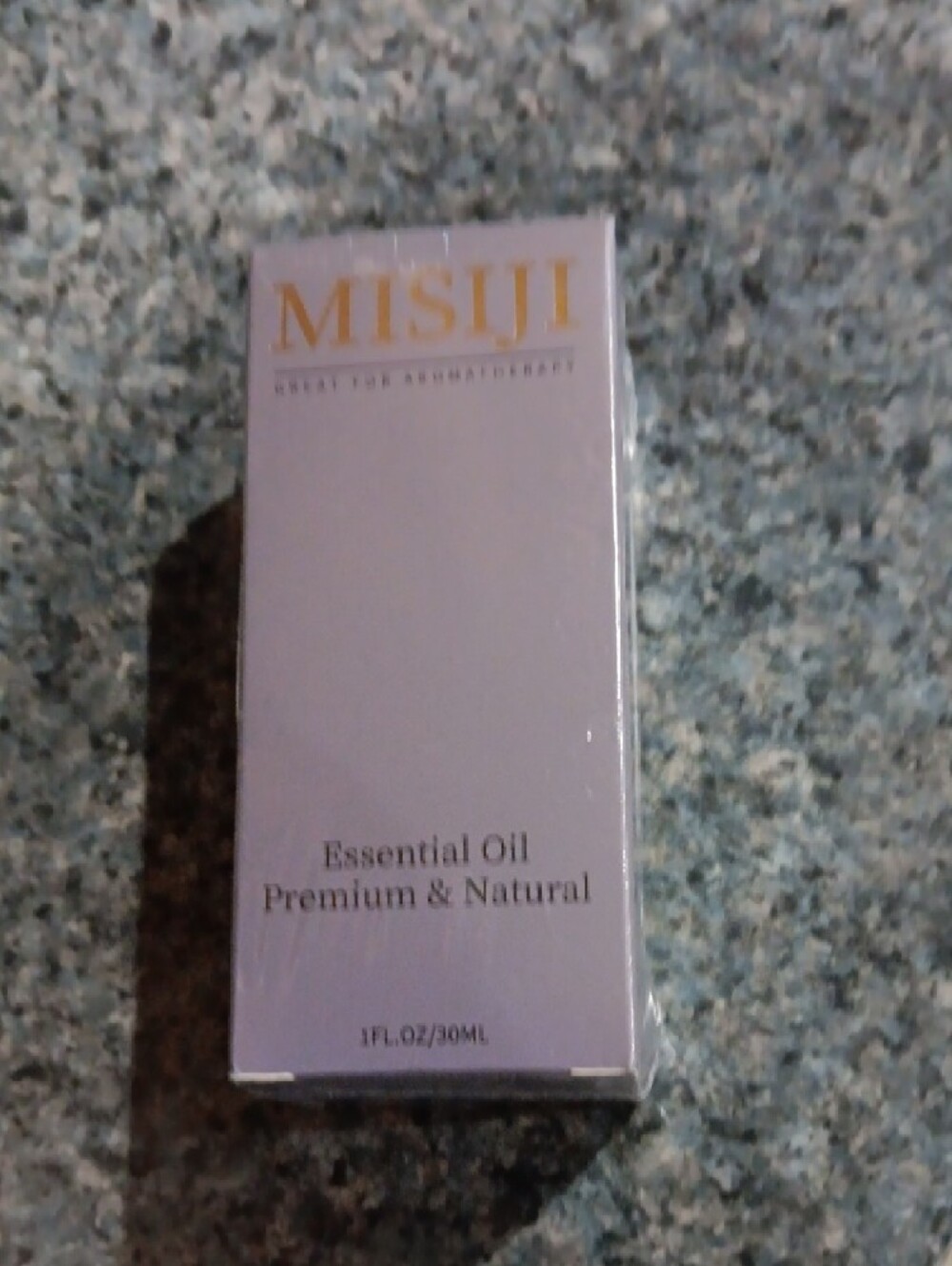 Light Pink Essential Oil Serum for Women - Hydrating Facial Oil - Picture 2 of 4